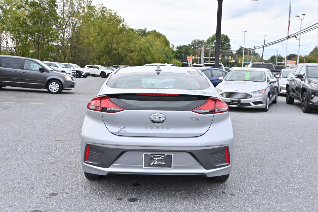 Hyundai Ioniq Hybrid Blue Hatchback 2020