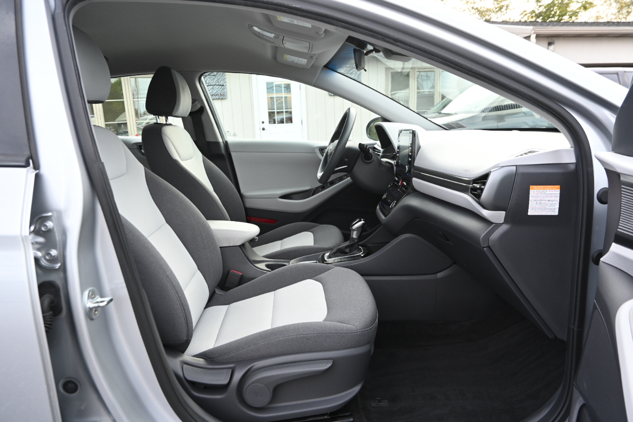 Hyundai Ioniq Hybrid Blue Hatchback 2020