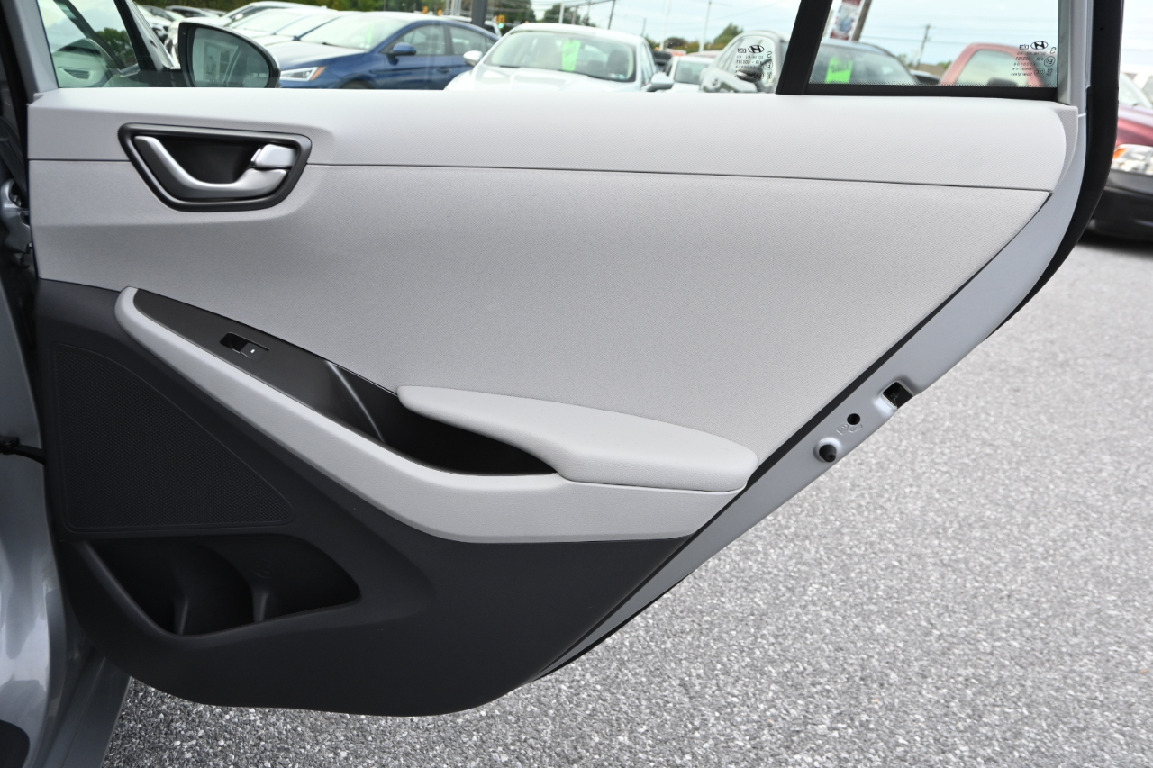 Hyundai Ioniq Hybrid Blue Hatchback 2020