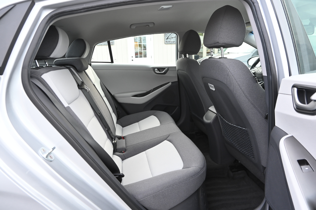 Hyundai Ioniq Hybrid Blue Hatchback 2020