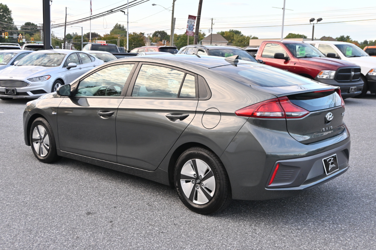 Hyundai Ioniq Hybrid Blue Hatchback 2020