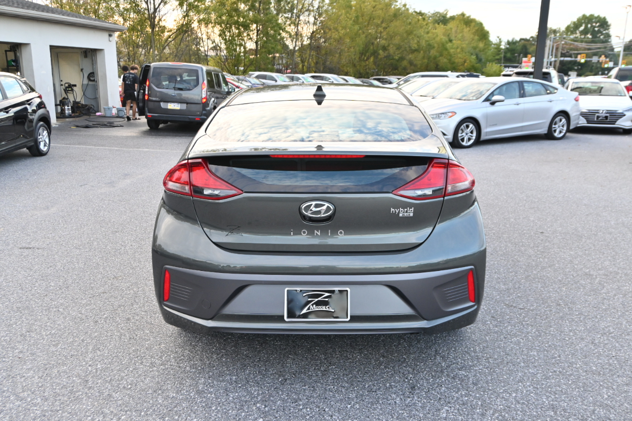 Hyundai Ioniq Hybrid Blue Hatchback 2020