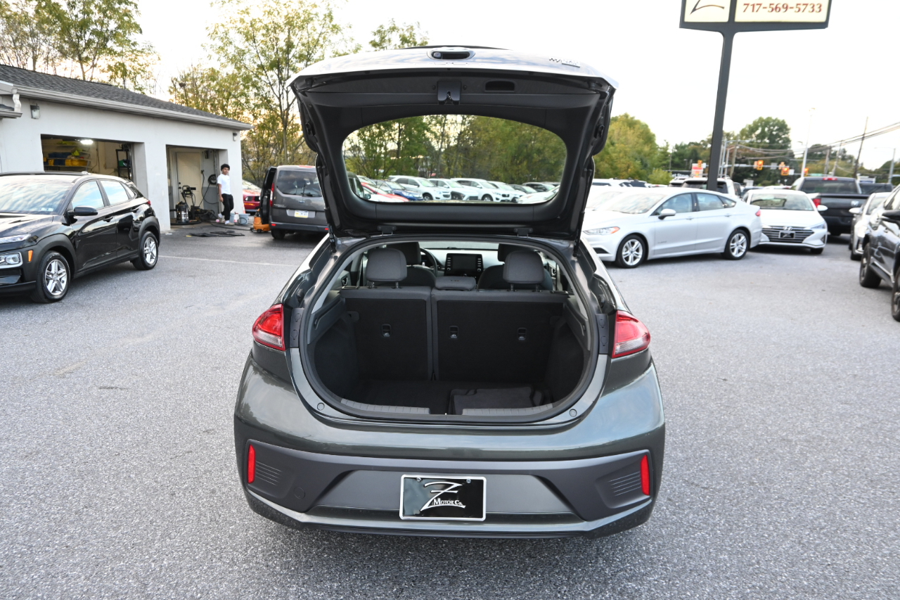 Hyundai Ioniq Hybrid Blue Hatchback 2020
