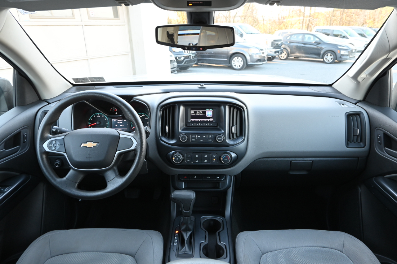 Chevrolet Colorado 4WD Crew Cab 128.3" WT 2016