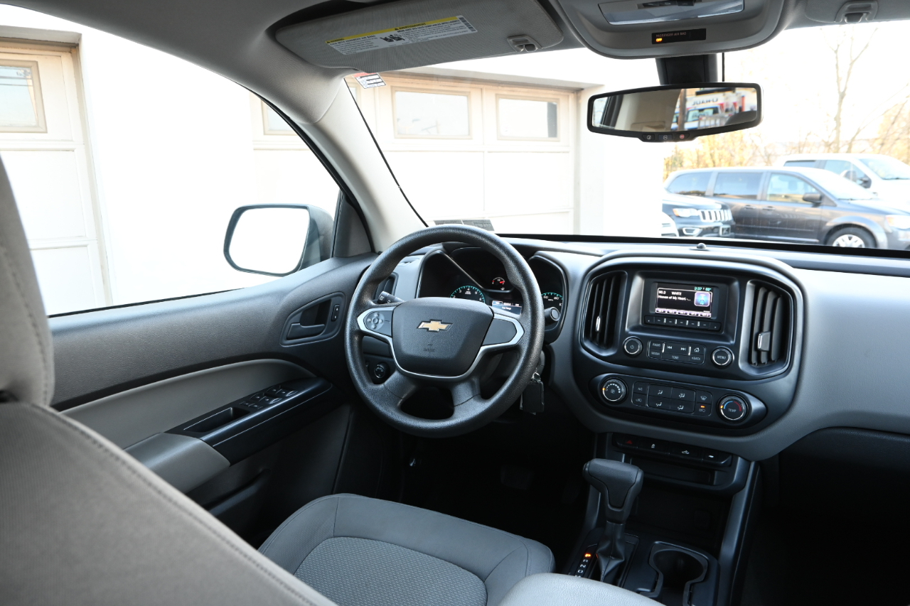 Chevrolet Colorado 4WD Crew Cab 128.3" WT 2016