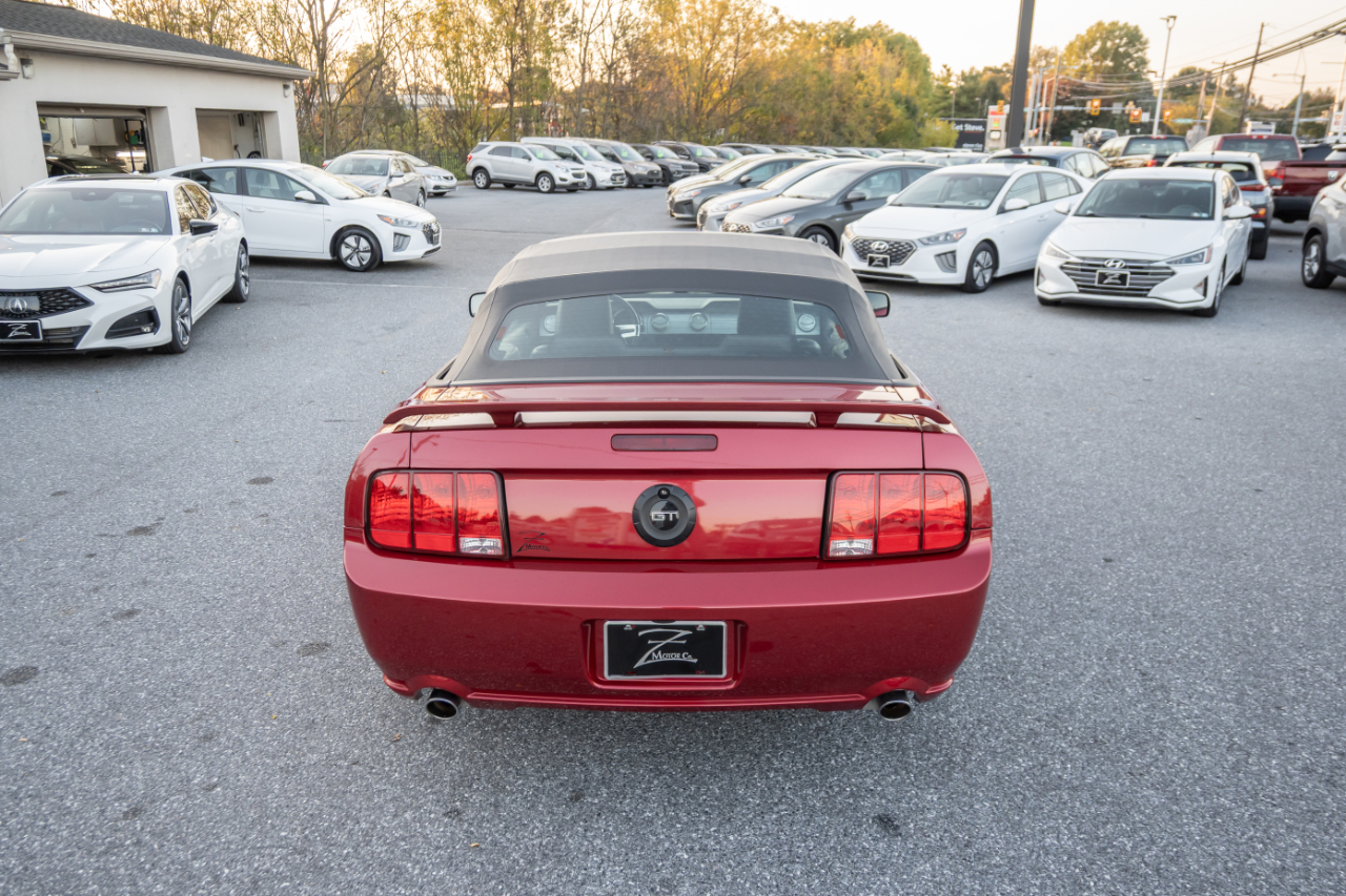Ford Mustang 2dr Conv GT Premium 2006