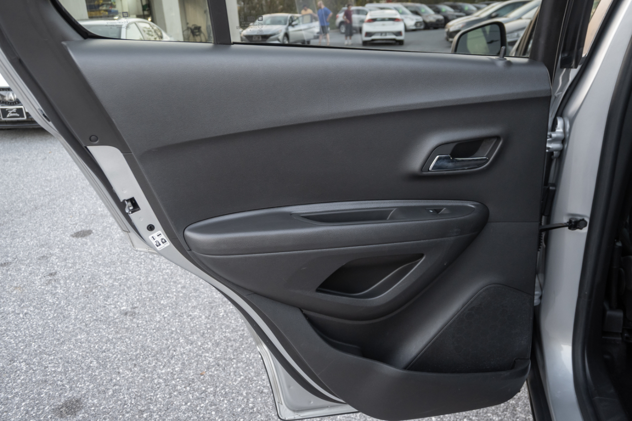 Chevrolet Trax FWD 4dr LS 2020
