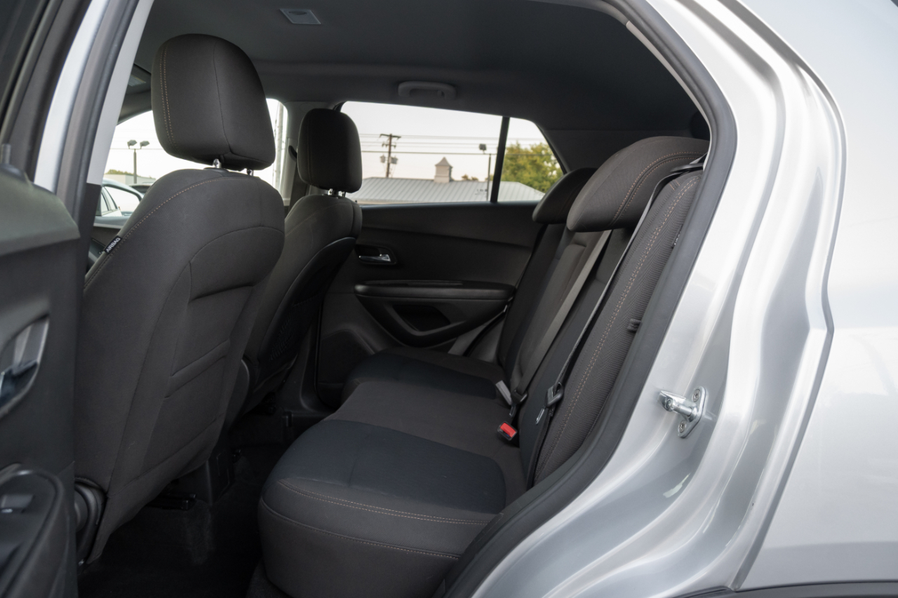 Chevrolet Trax FWD 4dr LS 2020