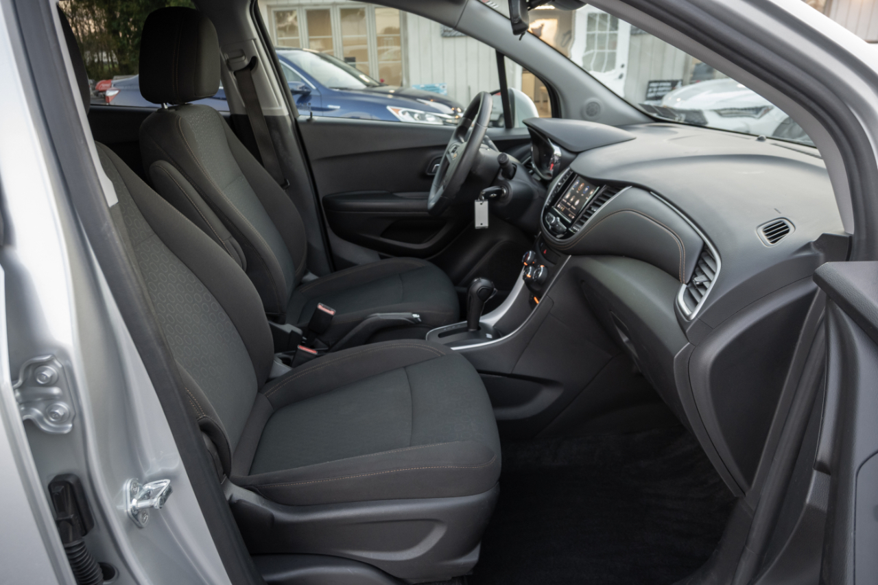Chevrolet Trax FWD 4dr LS 2020