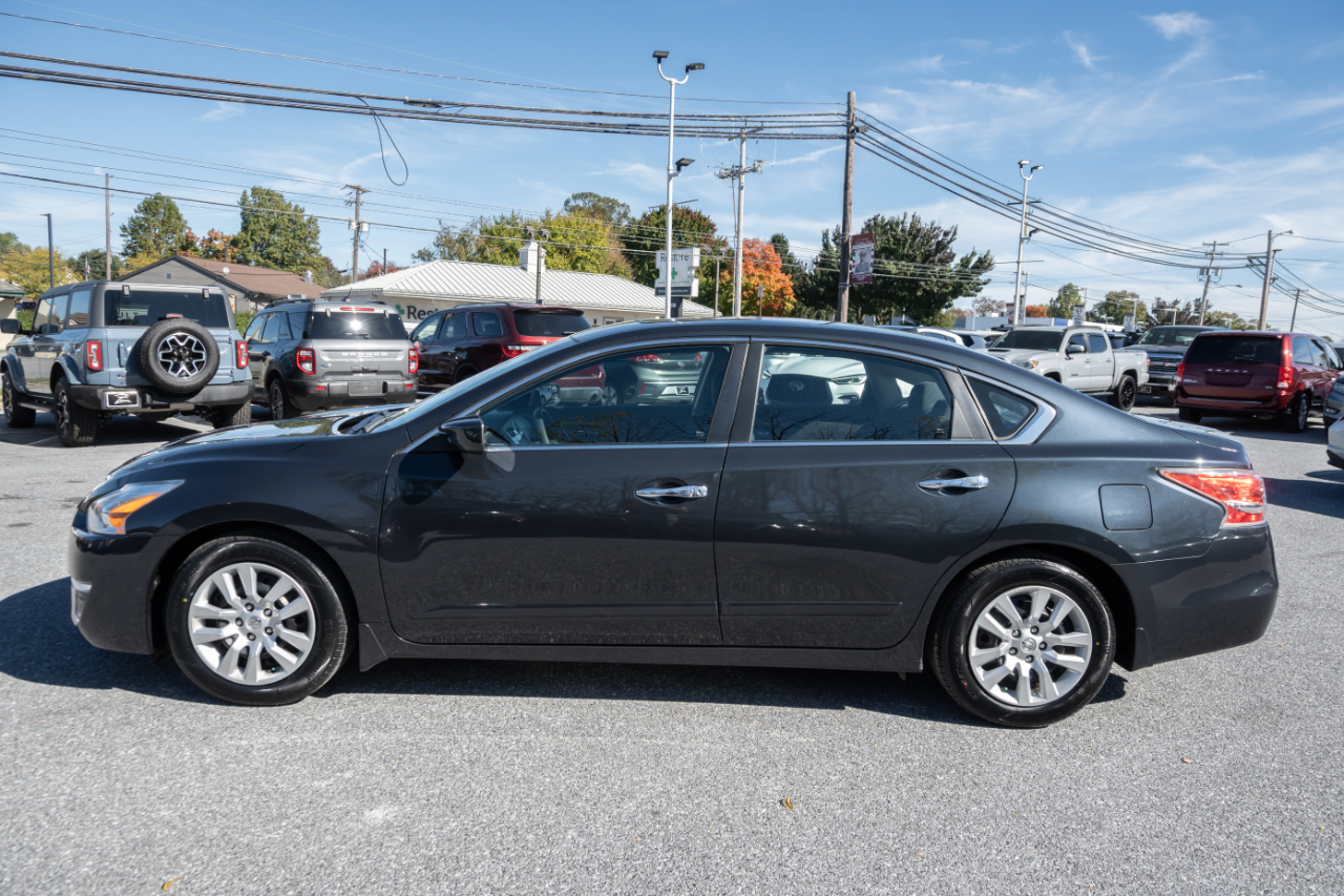 Nissan Altima 4dr Sdn I4 2.5 S 2015