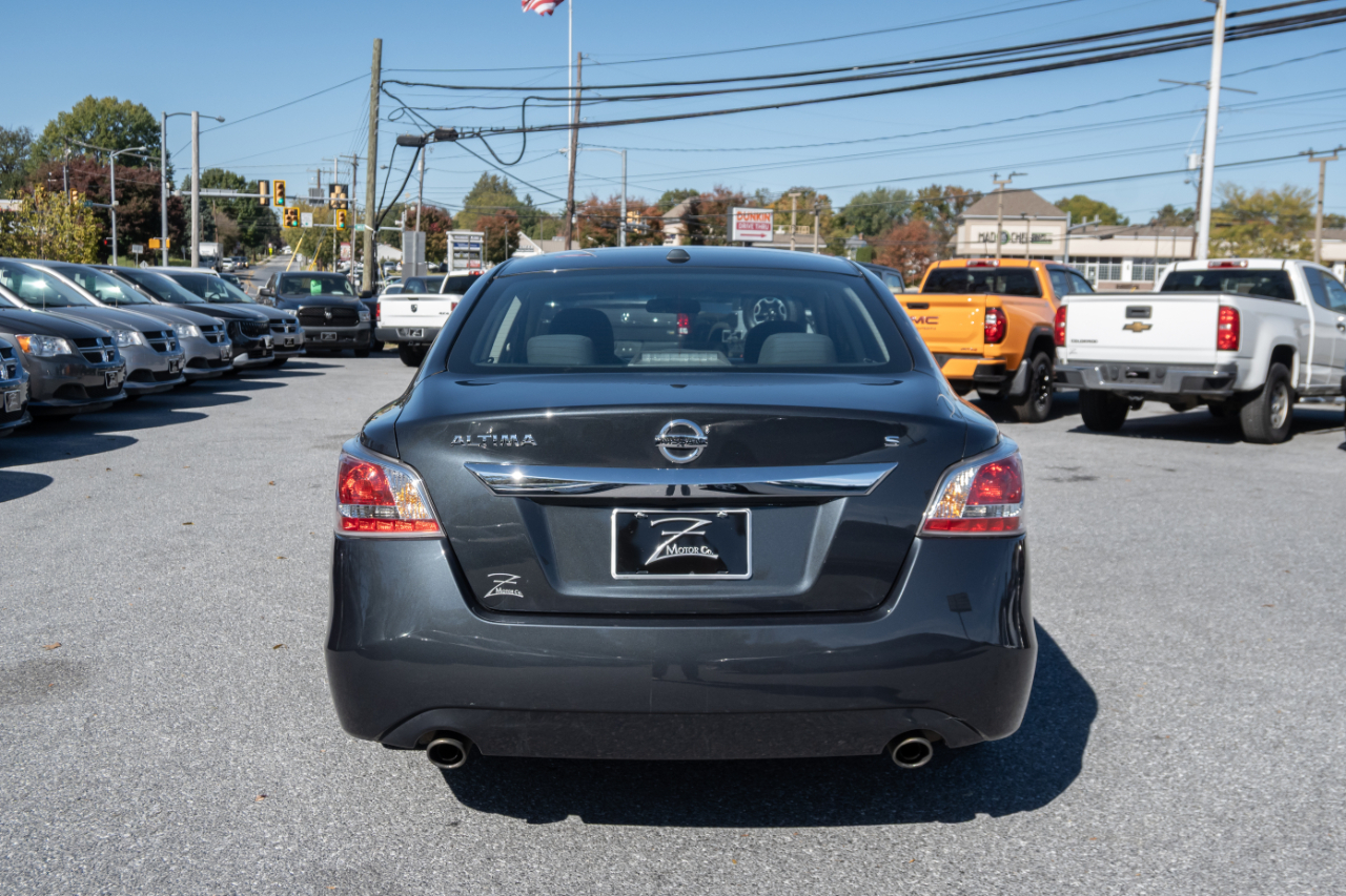 Nissan Altima 4dr Sdn I4 2.5 S 2015