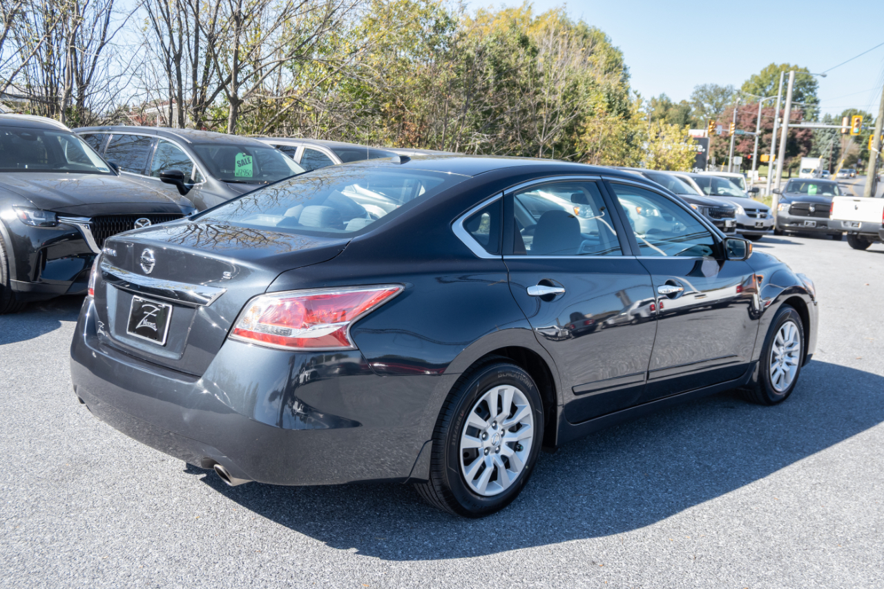 Nissan Altima 4dr Sdn I4 2.5 S 2015