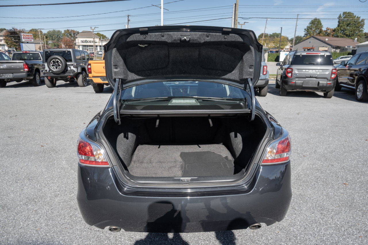 Nissan Altima 4dr Sdn I4 2.5 S 2015