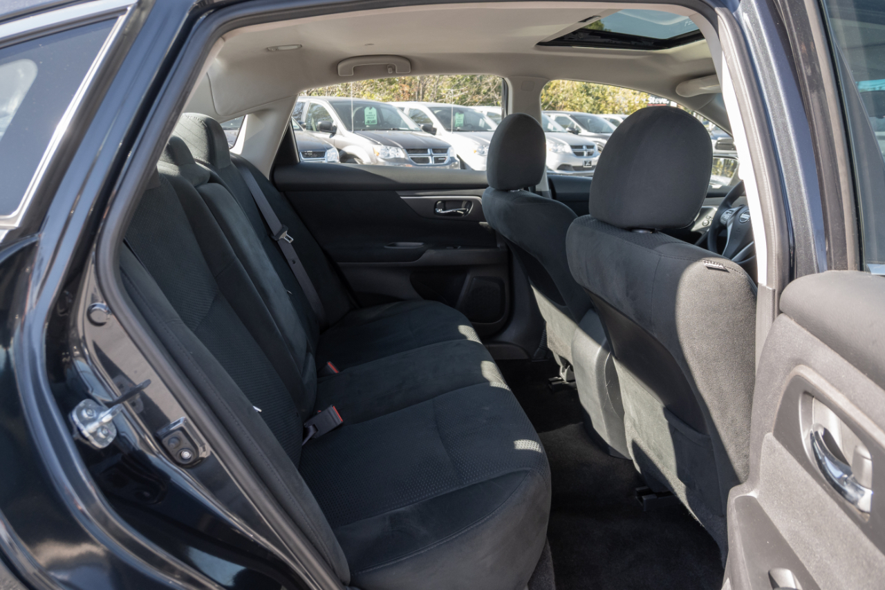 Nissan Altima 4dr Sdn I4 2.5 S 2015