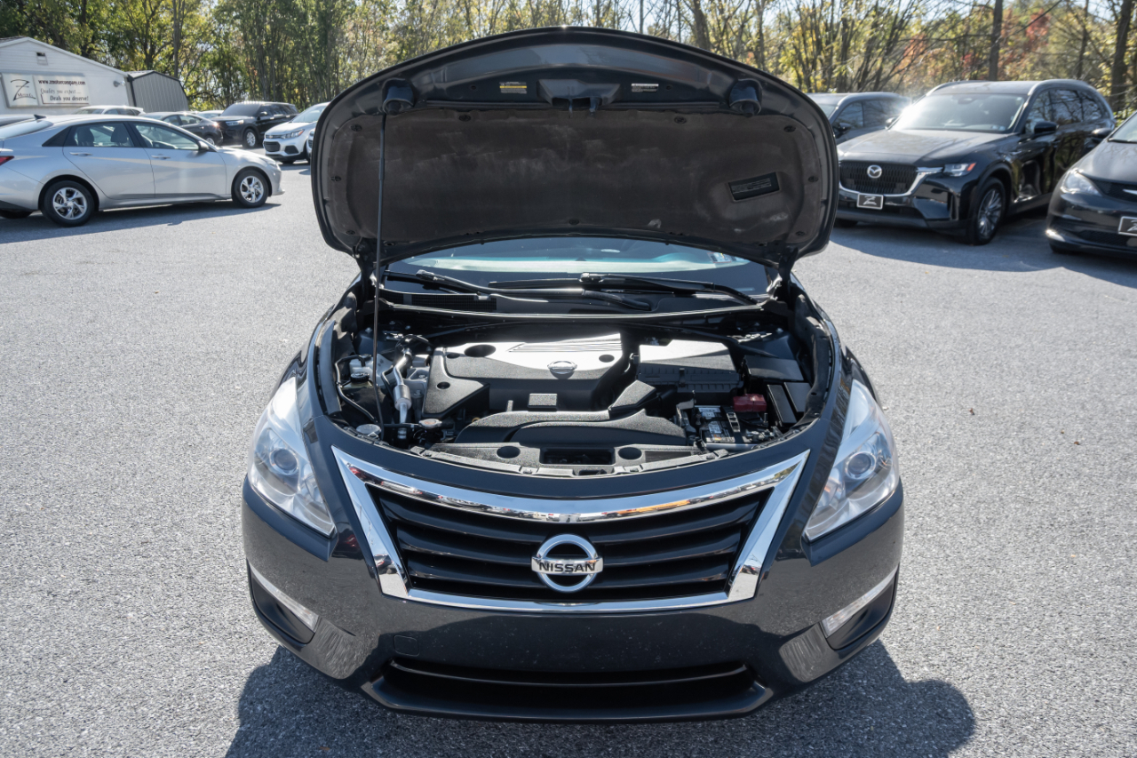 Nissan Altima 4dr Sdn I4 2.5 S 2015