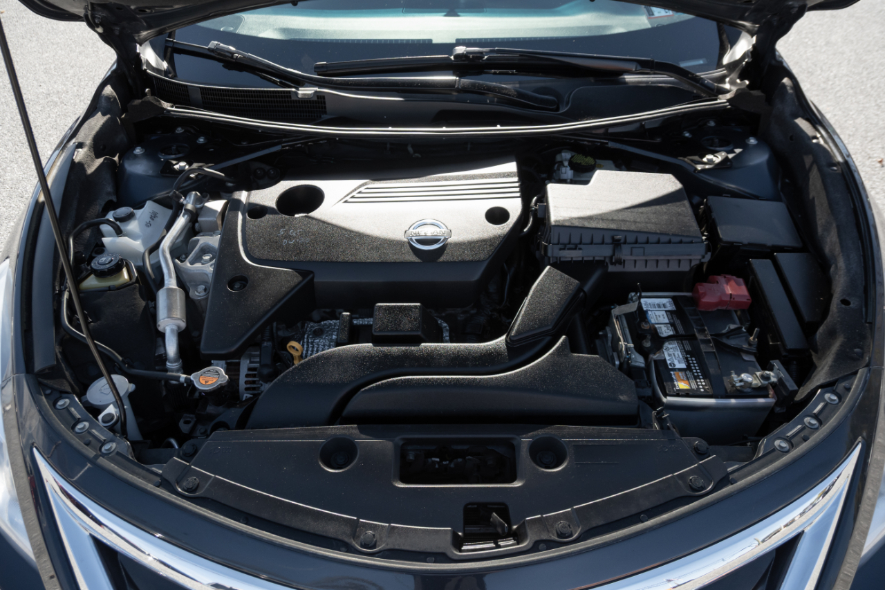 Nissan Altima 4dr Sdn I4 2.5 S 2015