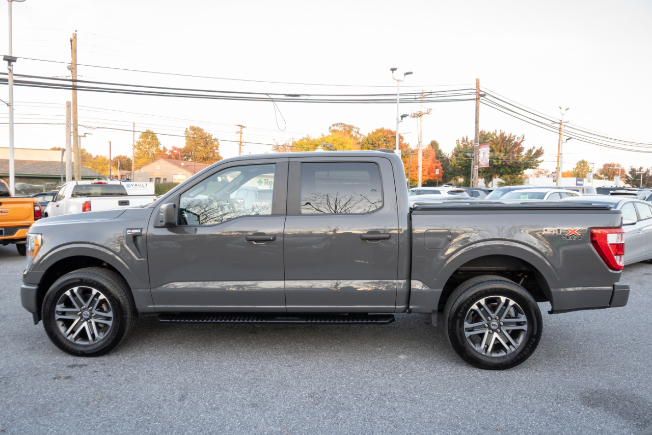 Ford F-150 XL 4WD SuperCrew 5.5' Box 2021