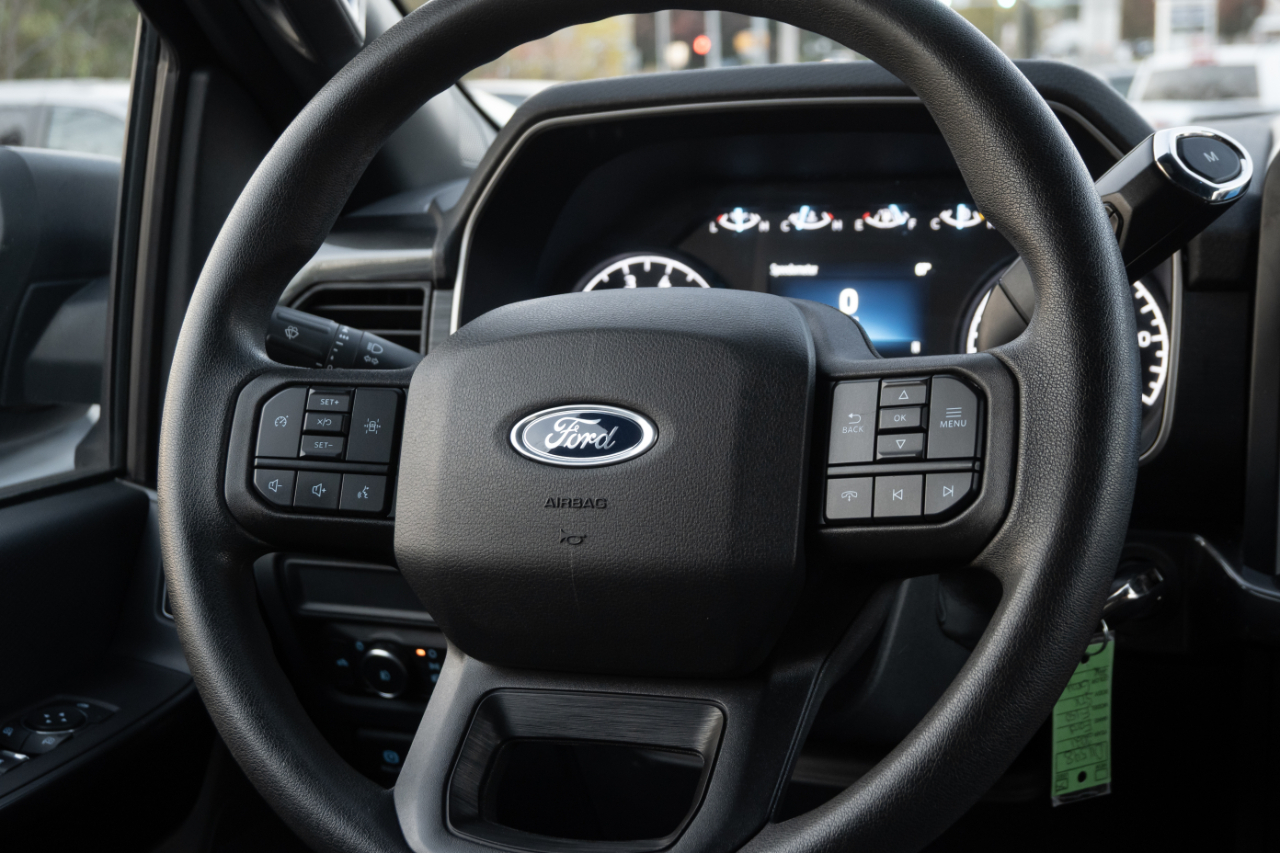 Ford F-150 XL 4WD SuperCrew 5.5' Box 2021