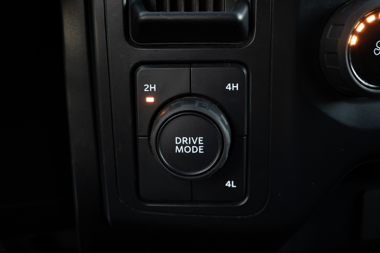 Ford F-150 XL 4WD SuperCrew 5.5' Box 2021