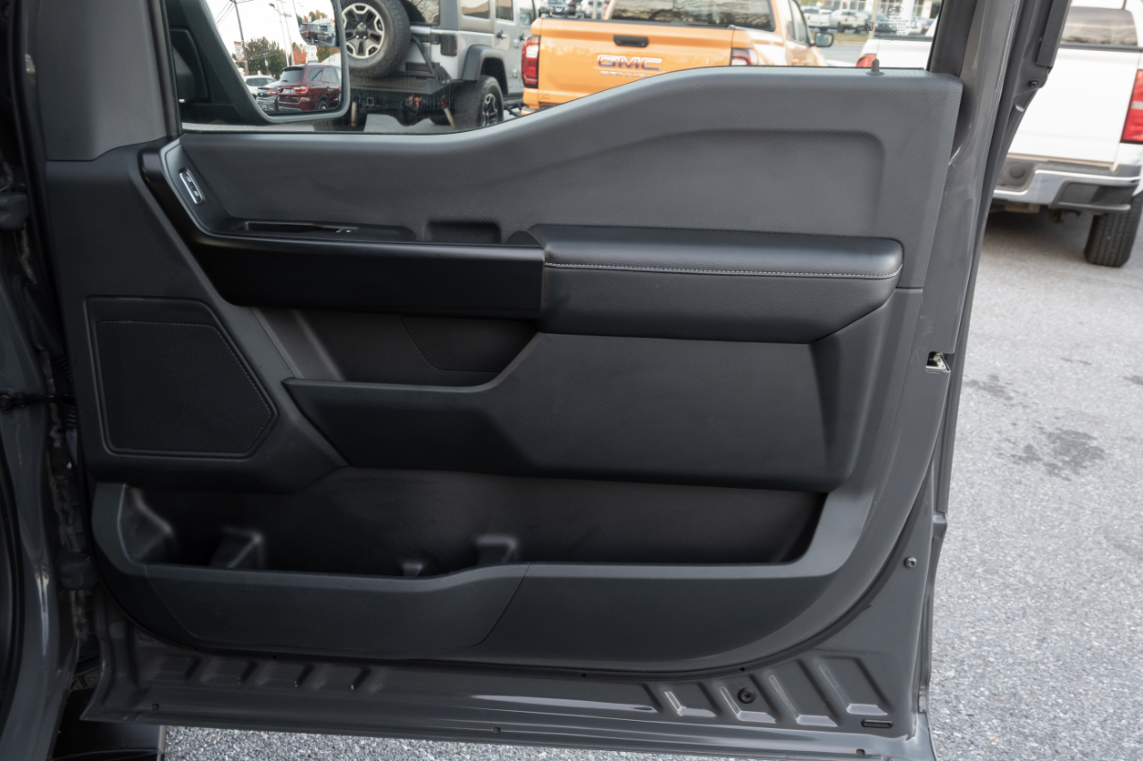 Ford F-150 XL 4WD SuperCrew 5.5' Box 2021