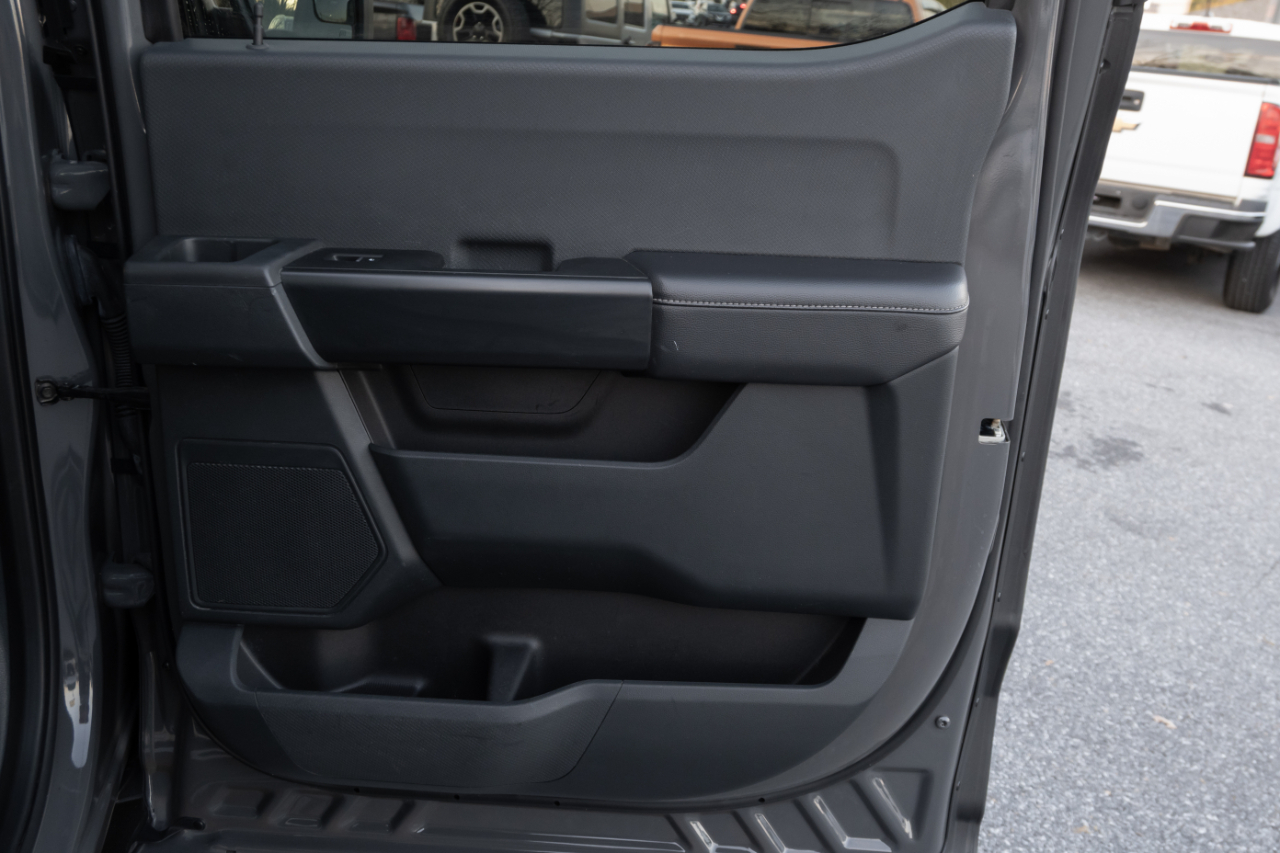 Ford F-150 XL 4WD SuperCrew 5.5' Box 2021