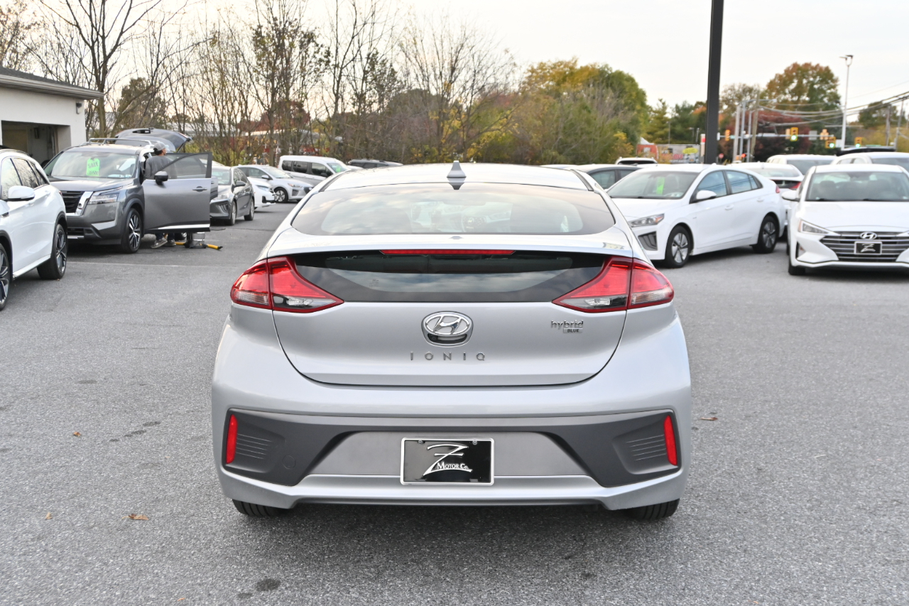 Hyundai Ioniq Hybrid Blue Hatchback 2020
