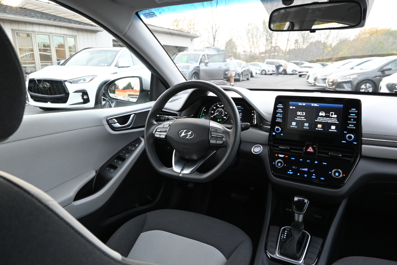 Hyundai Ioniq Hybrid Blue Hatchback 2020