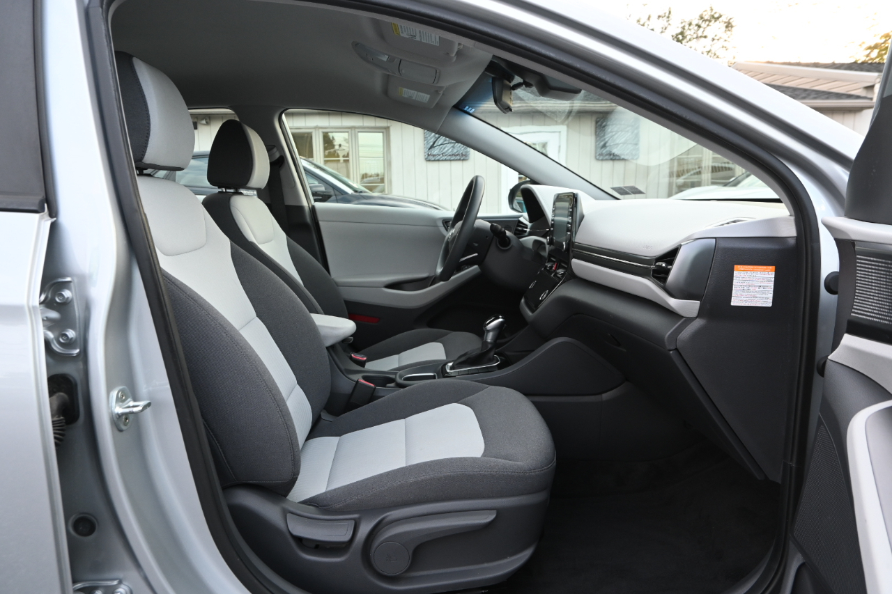 Hyundai Ioniq Hybrid Blue Hatchback 2020