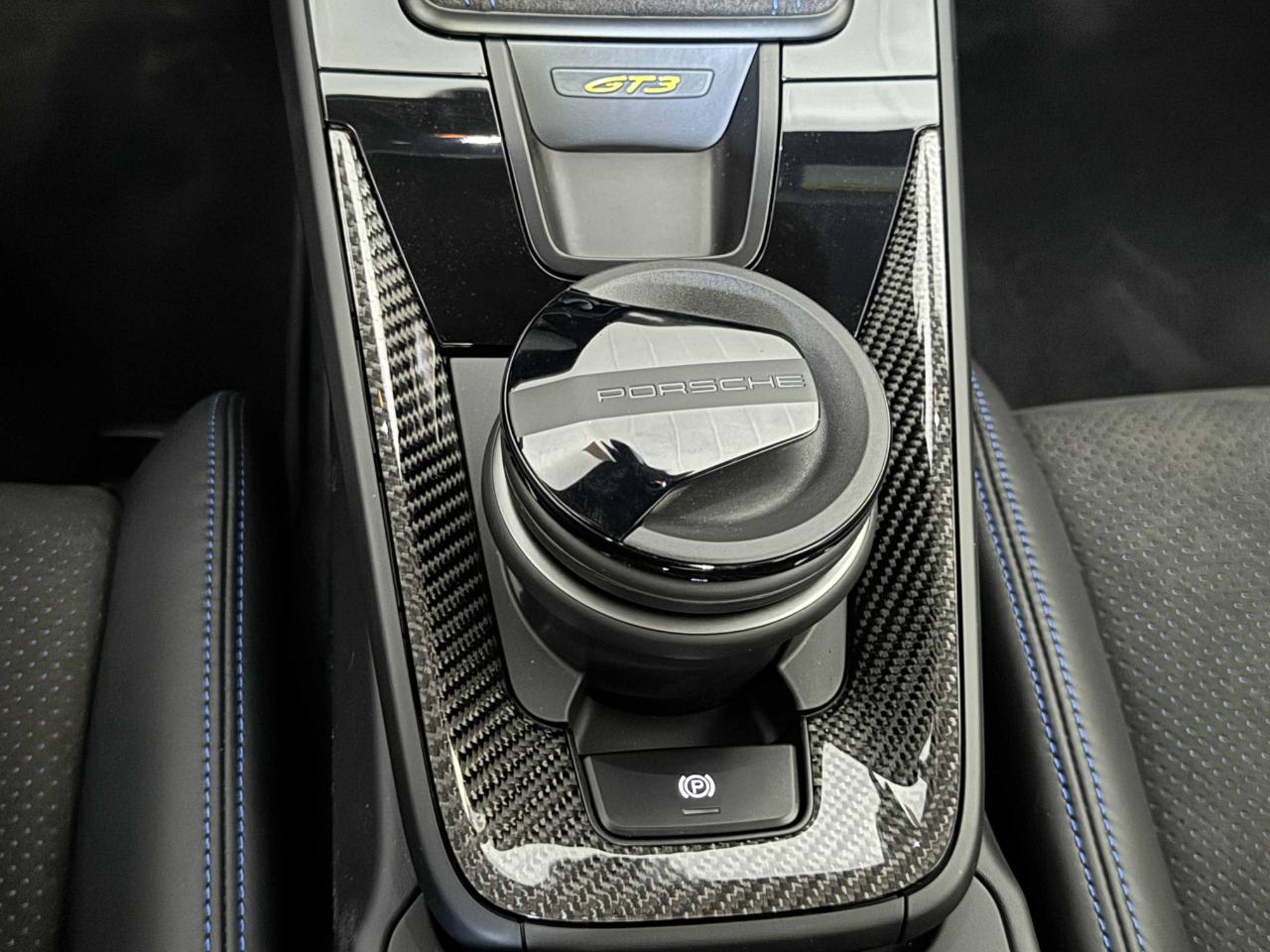 Porsche 911  2022