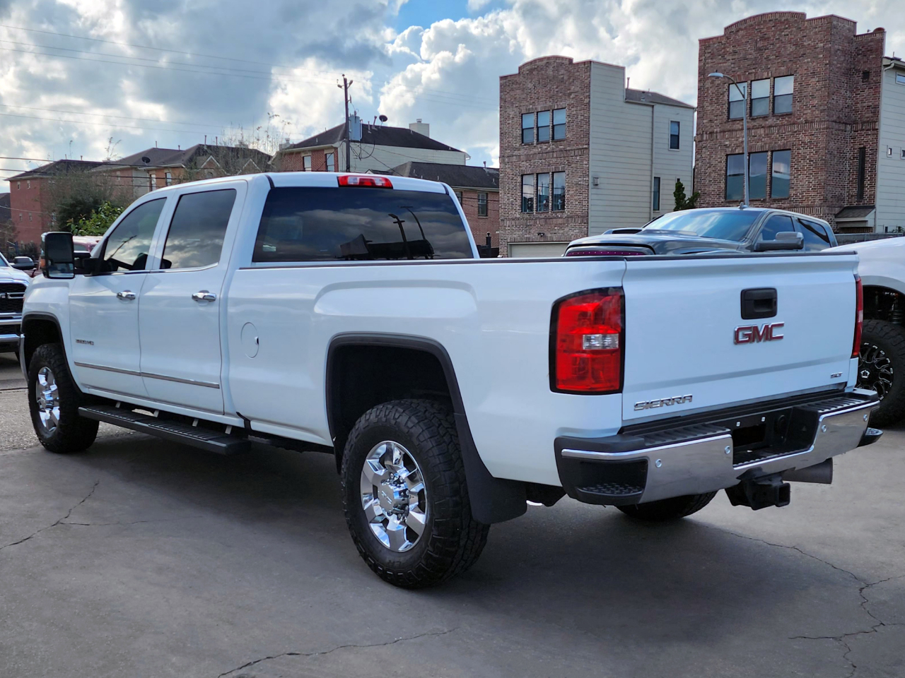 GMC Sierra 3500HD SLT Crew Cab 4WD 2017