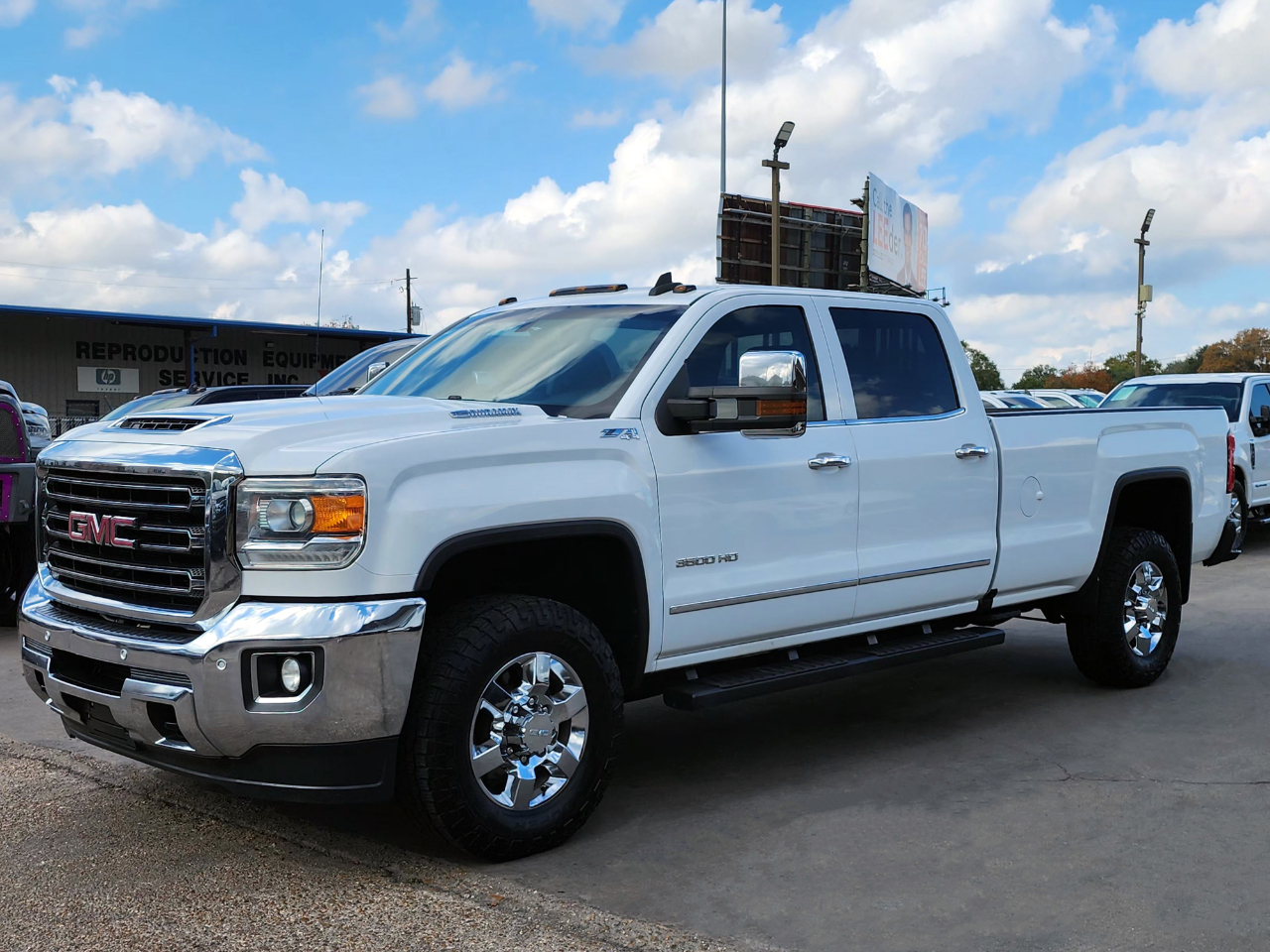 GMC Sierra 3500HD SLT Crew Cab 4WD 2017