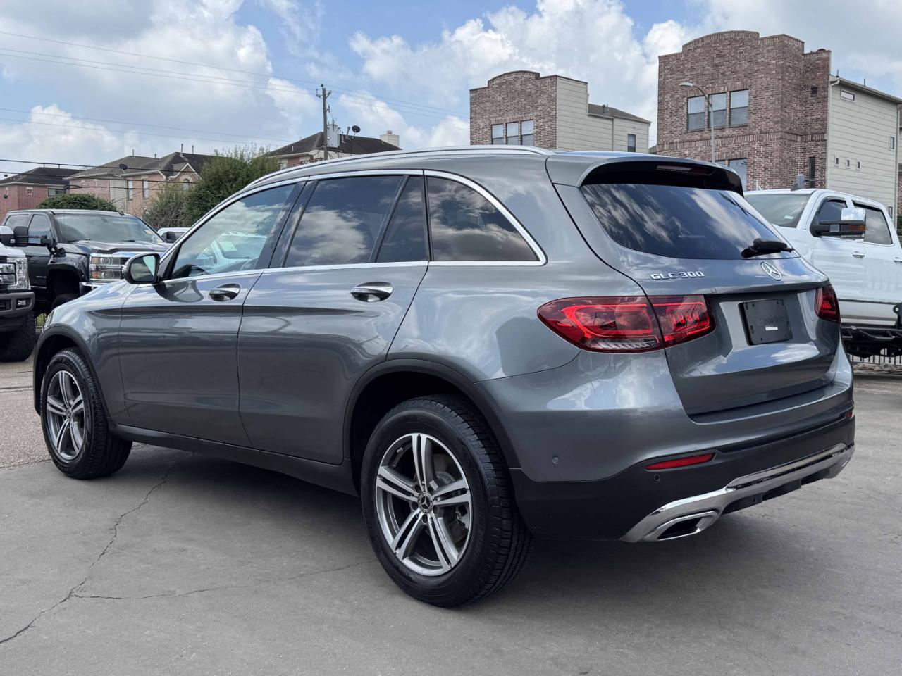 Mercedes-Benz GLC  2020