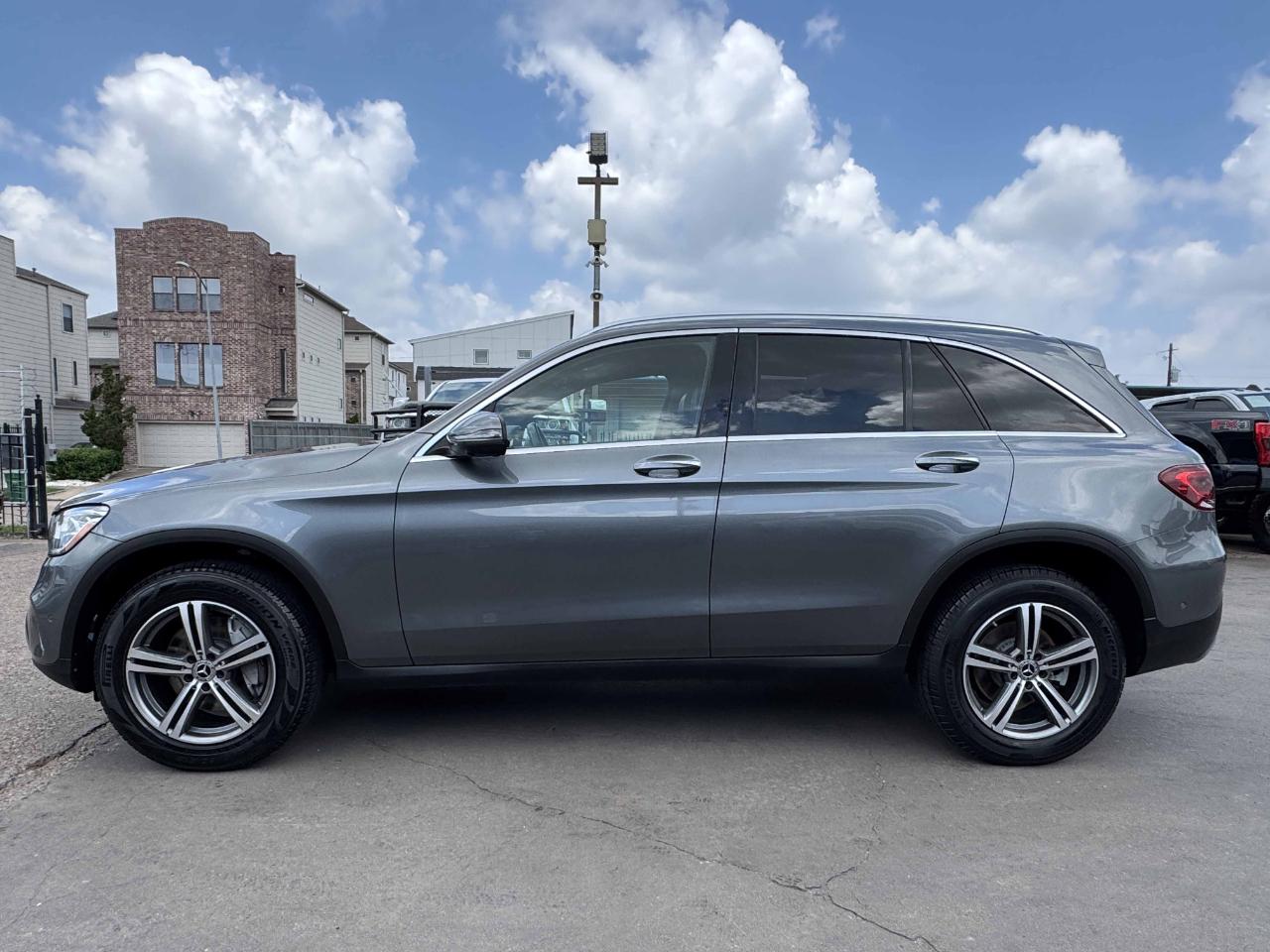 Mercedes-Benz GLC  2020