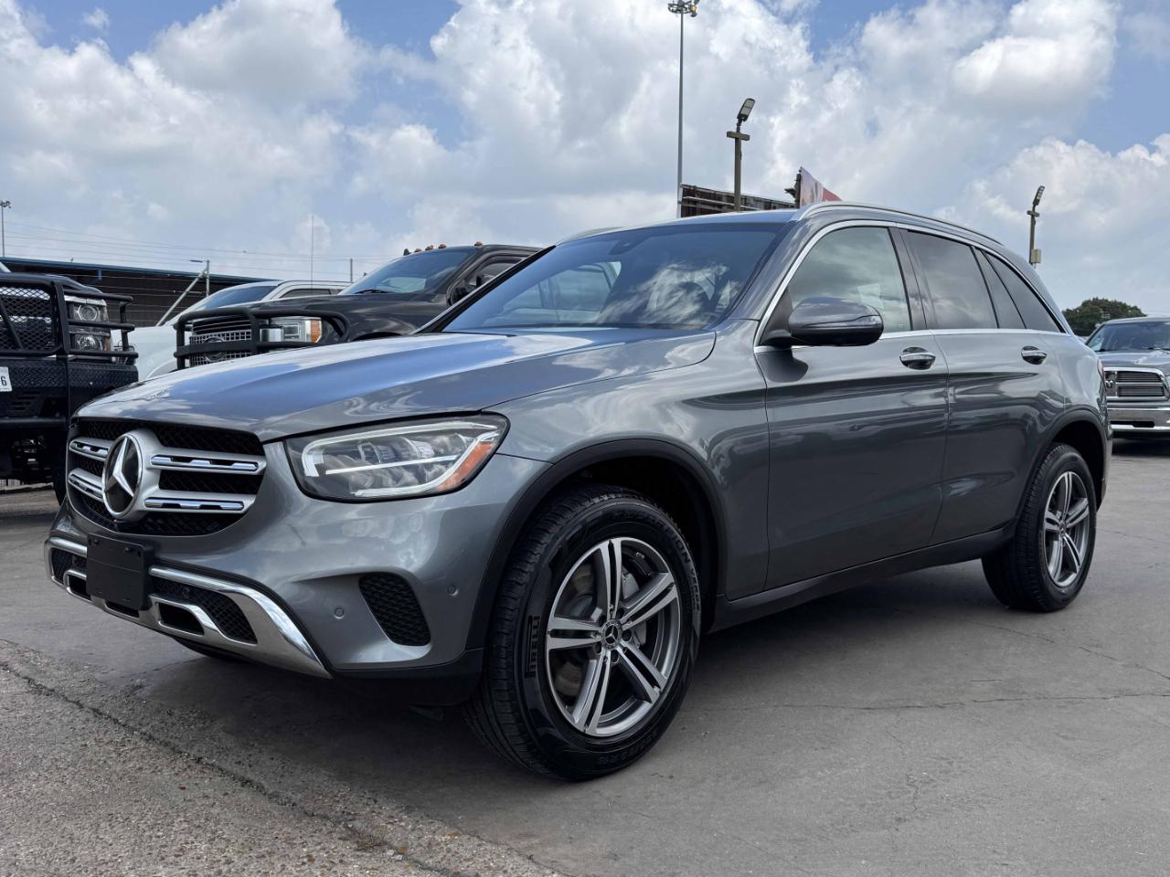 Mercedes-Benz GLC  2020