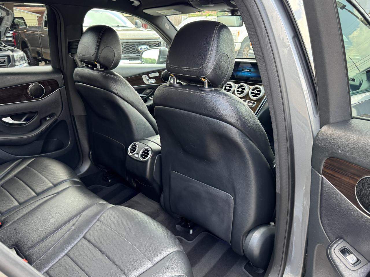 Mercedes-Benz GLC  2020