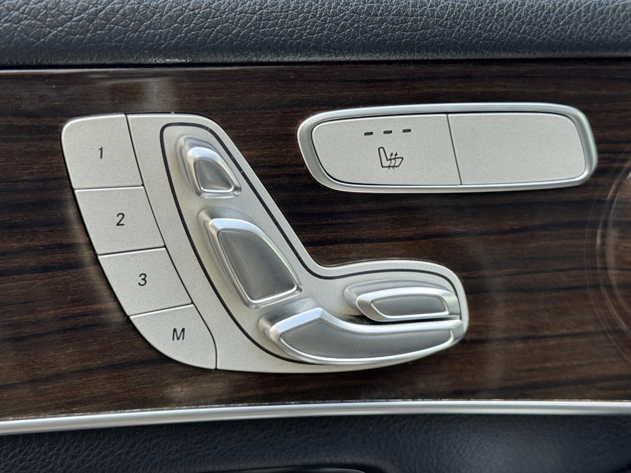 Mercedes-Benz GLC  2020