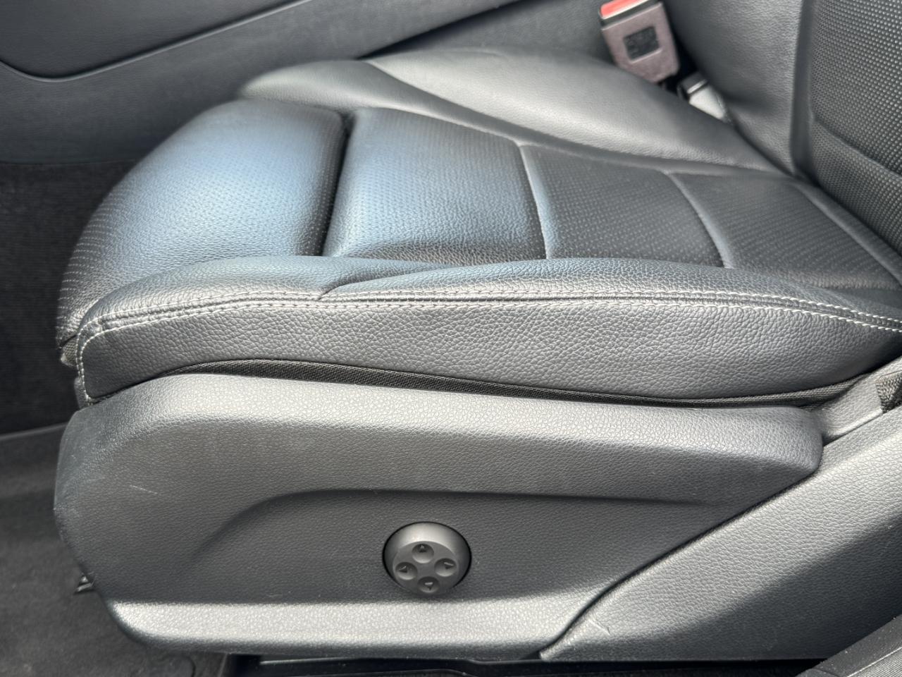 Mercedes-Benz GLC  2020