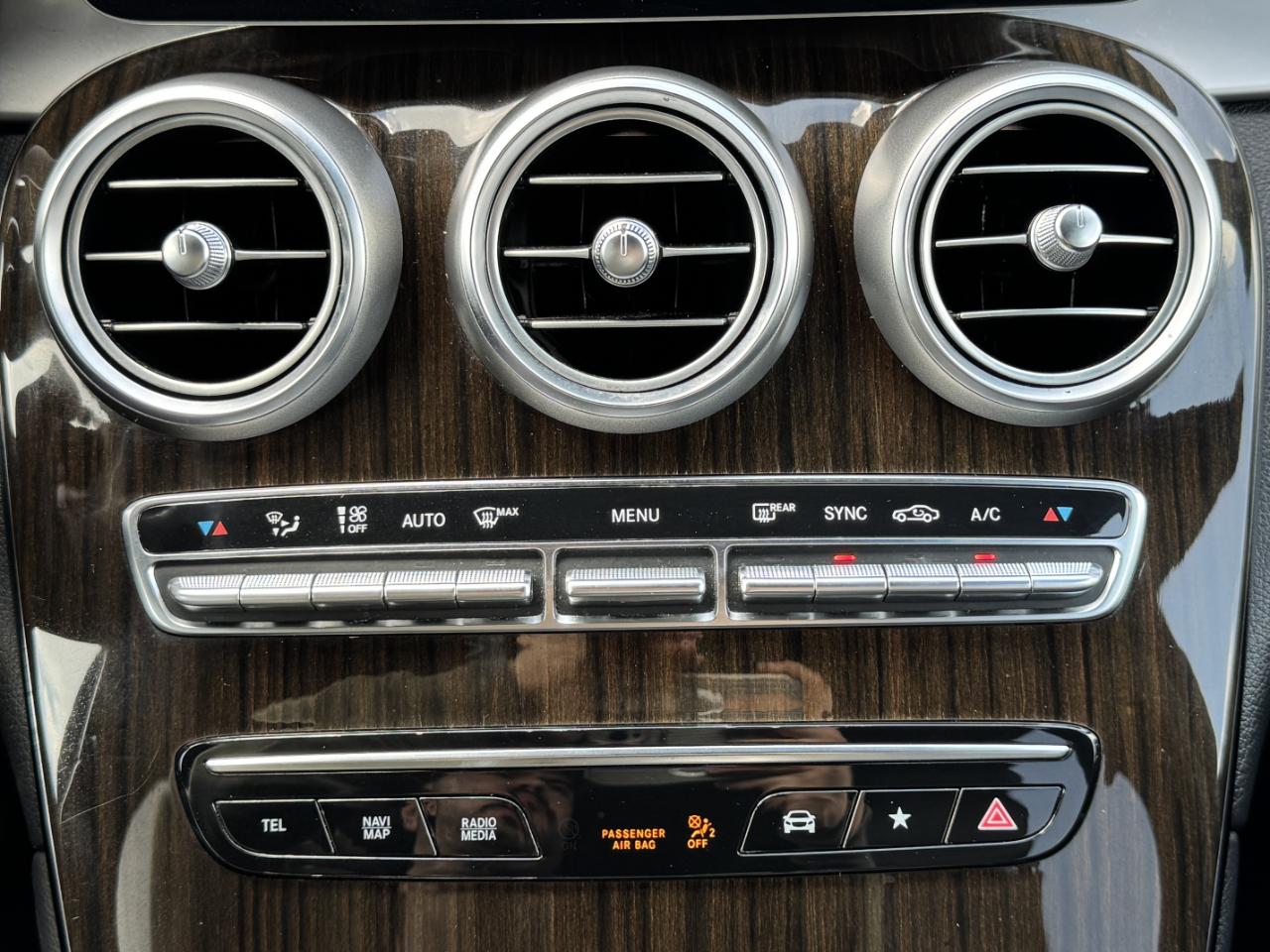 Mercedes-Benz GLC  2020
