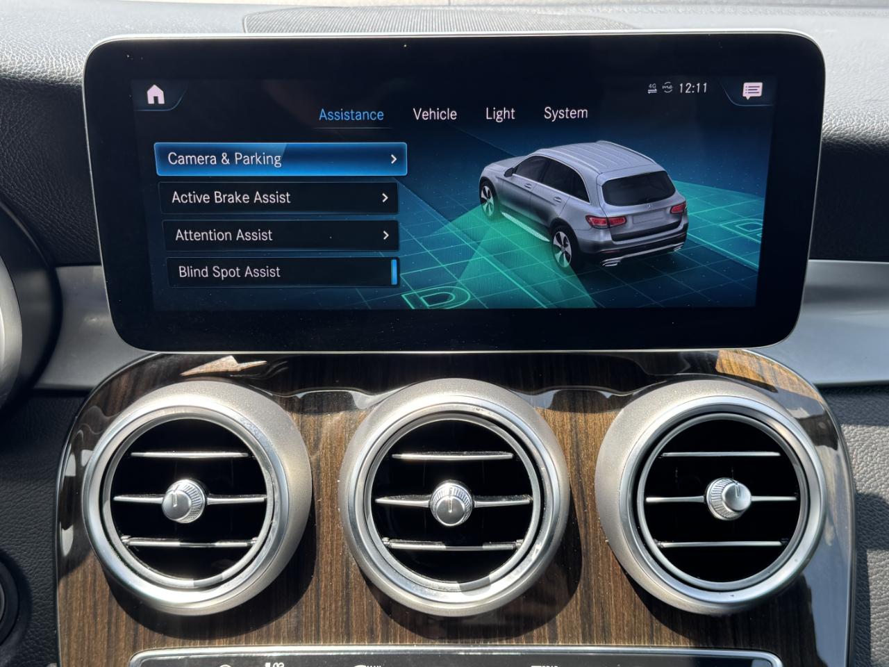 Mercedes-Benz GLC  2020
