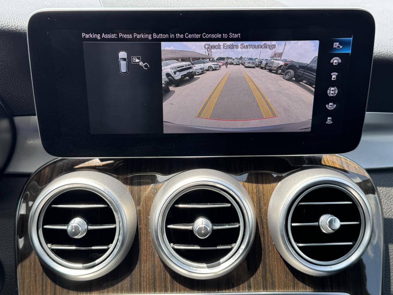Mercedes-Benz GLC  2020