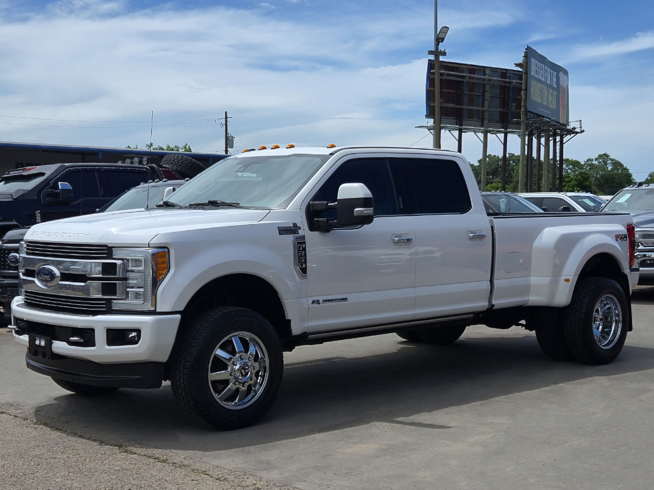 Ford Super Duty F-350 DRW  2018