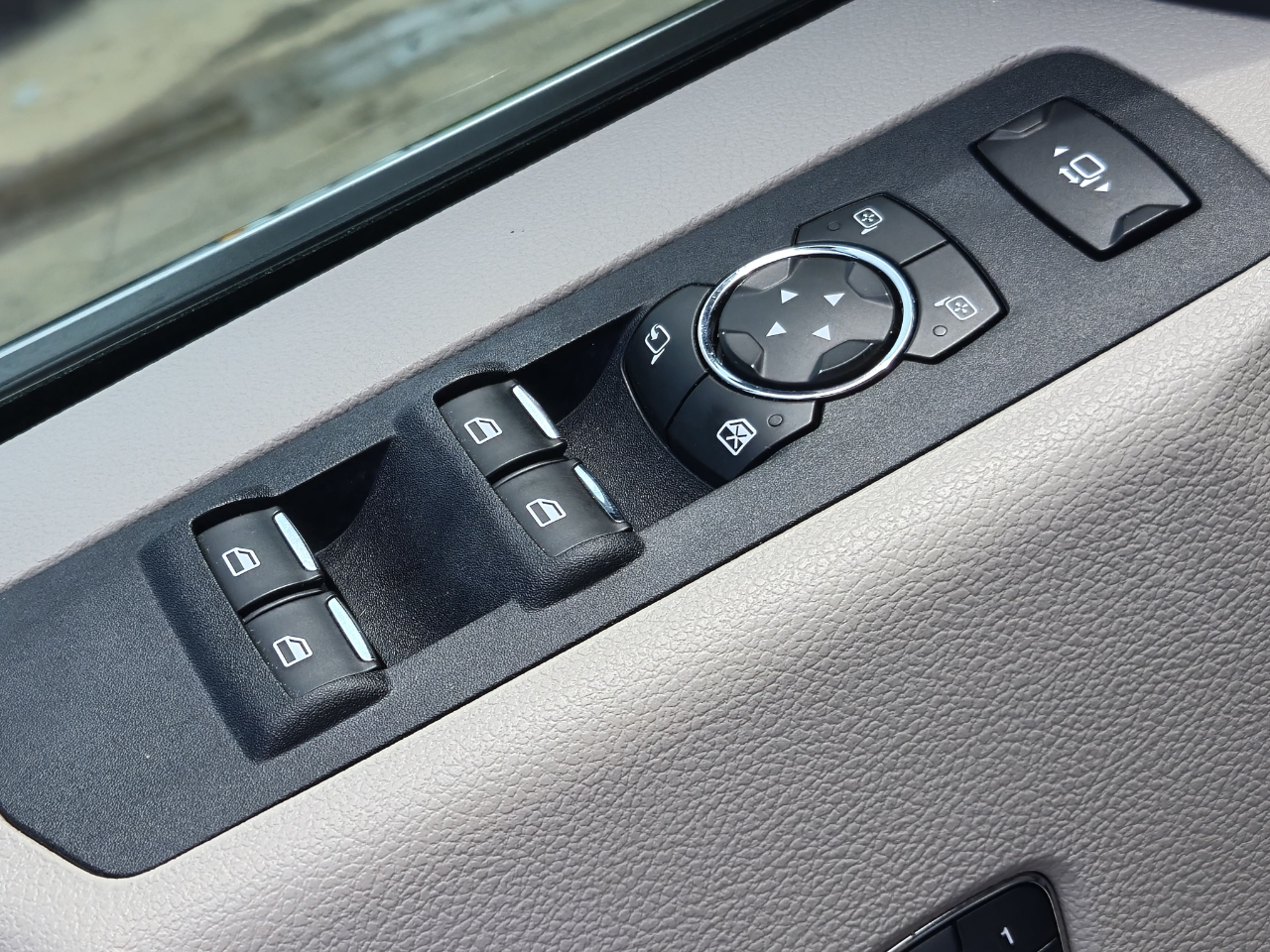 Ford Super Duty F-350 DRW  2018