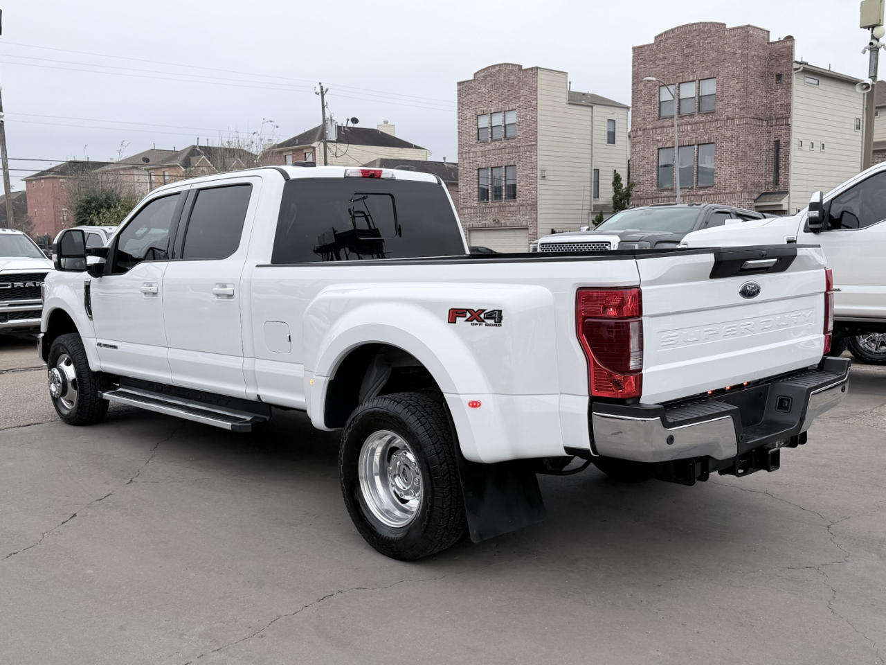 Ford Super Duty F-350 DRW  2022