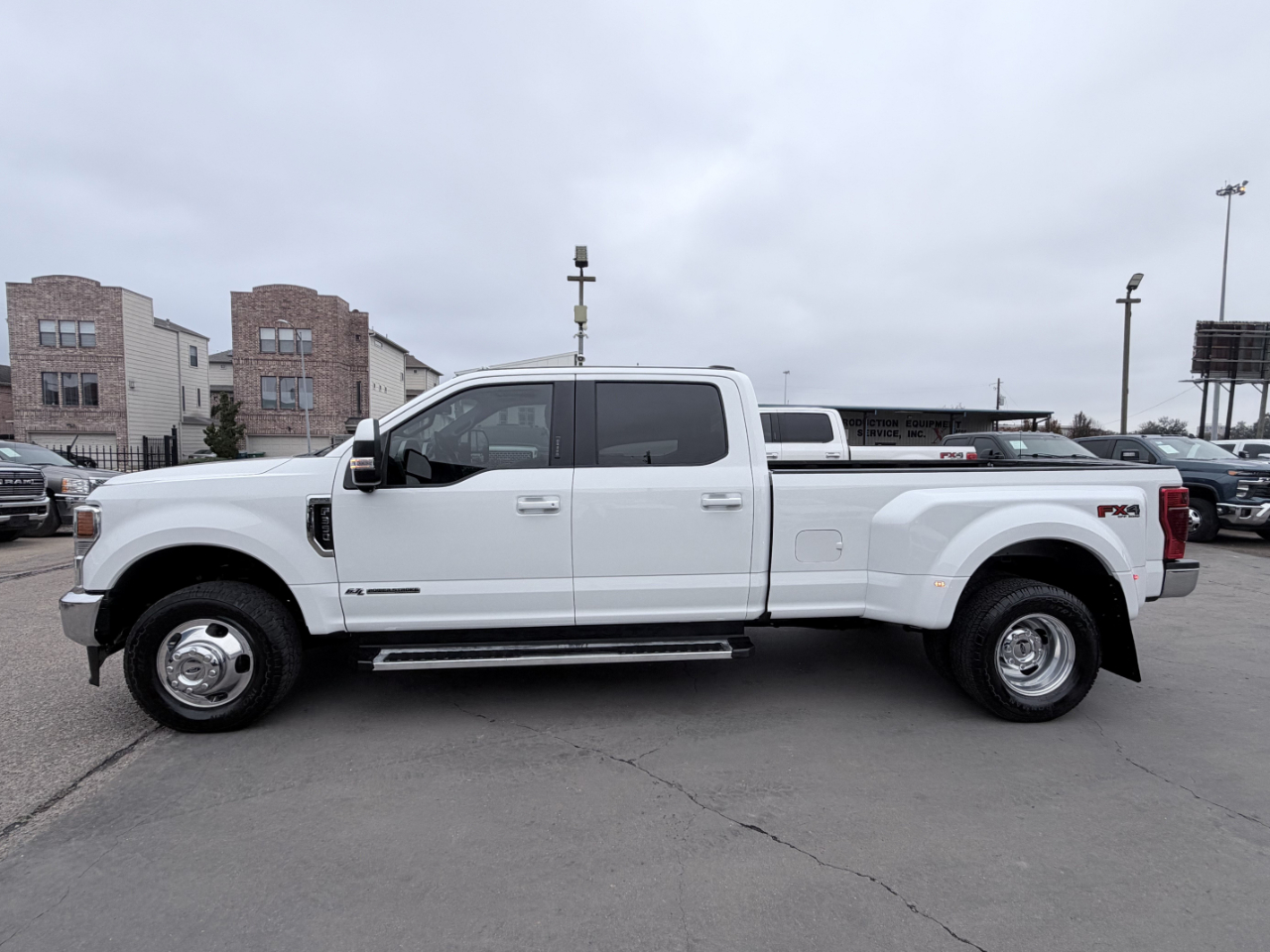 Ford Super Duty F-350 DRW  2022