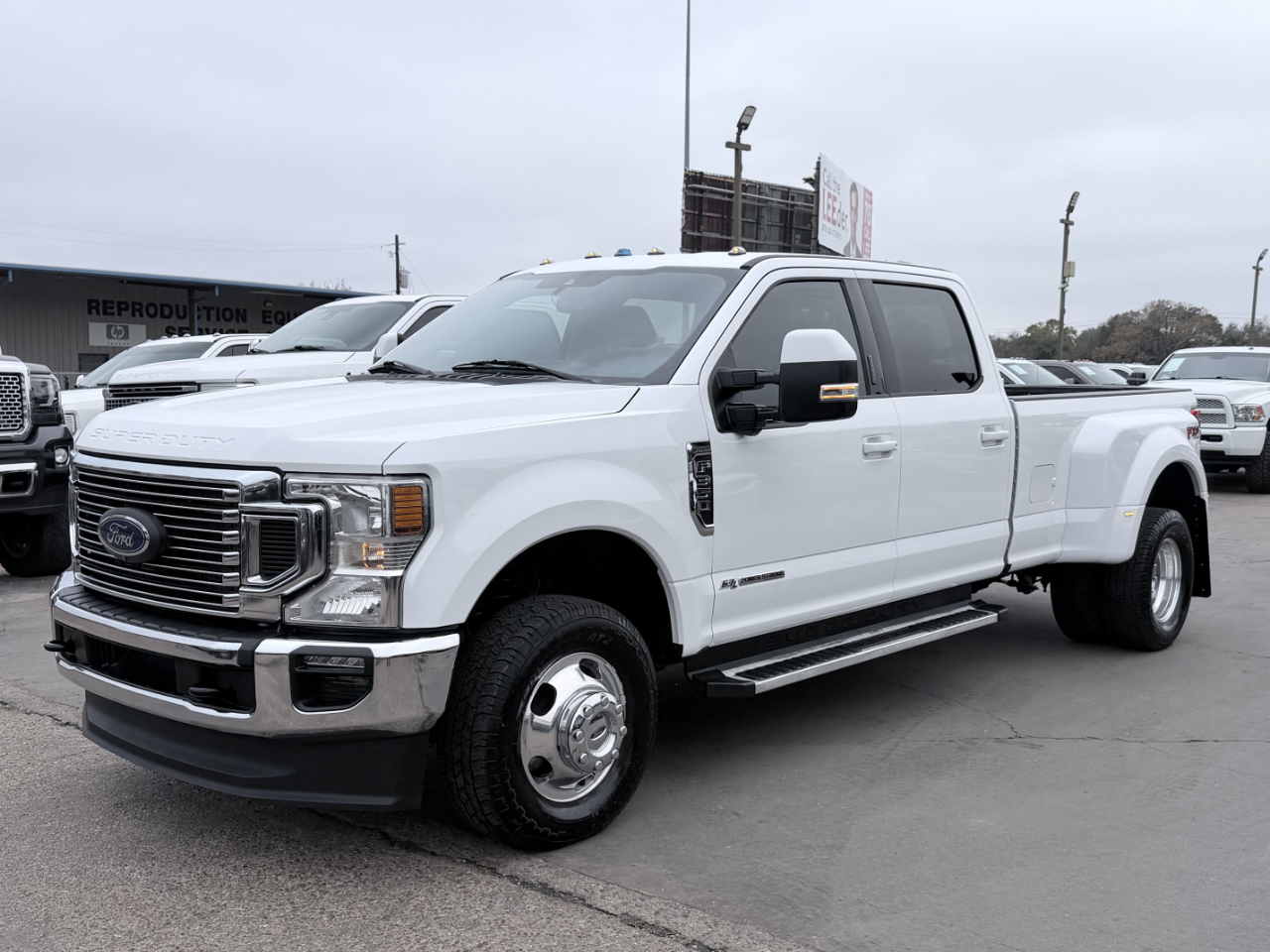 Ford Super Duty F-350 DRW  2022