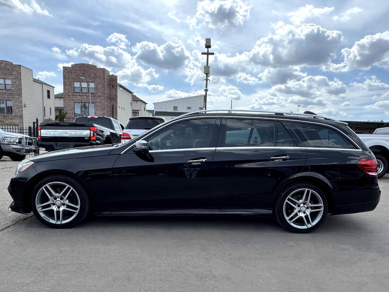 2014 Mercedes Benz E 350 Sport photo 4