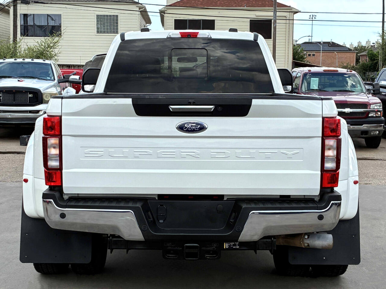 2020 Ford F-350 Lariat photo 2