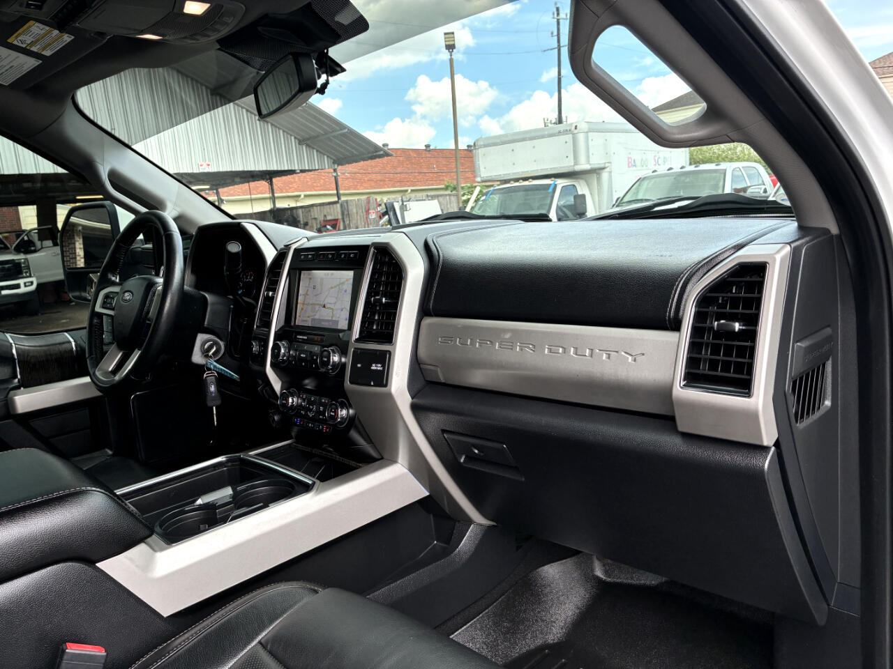 2020 Ford F-350 Lariat photo 14