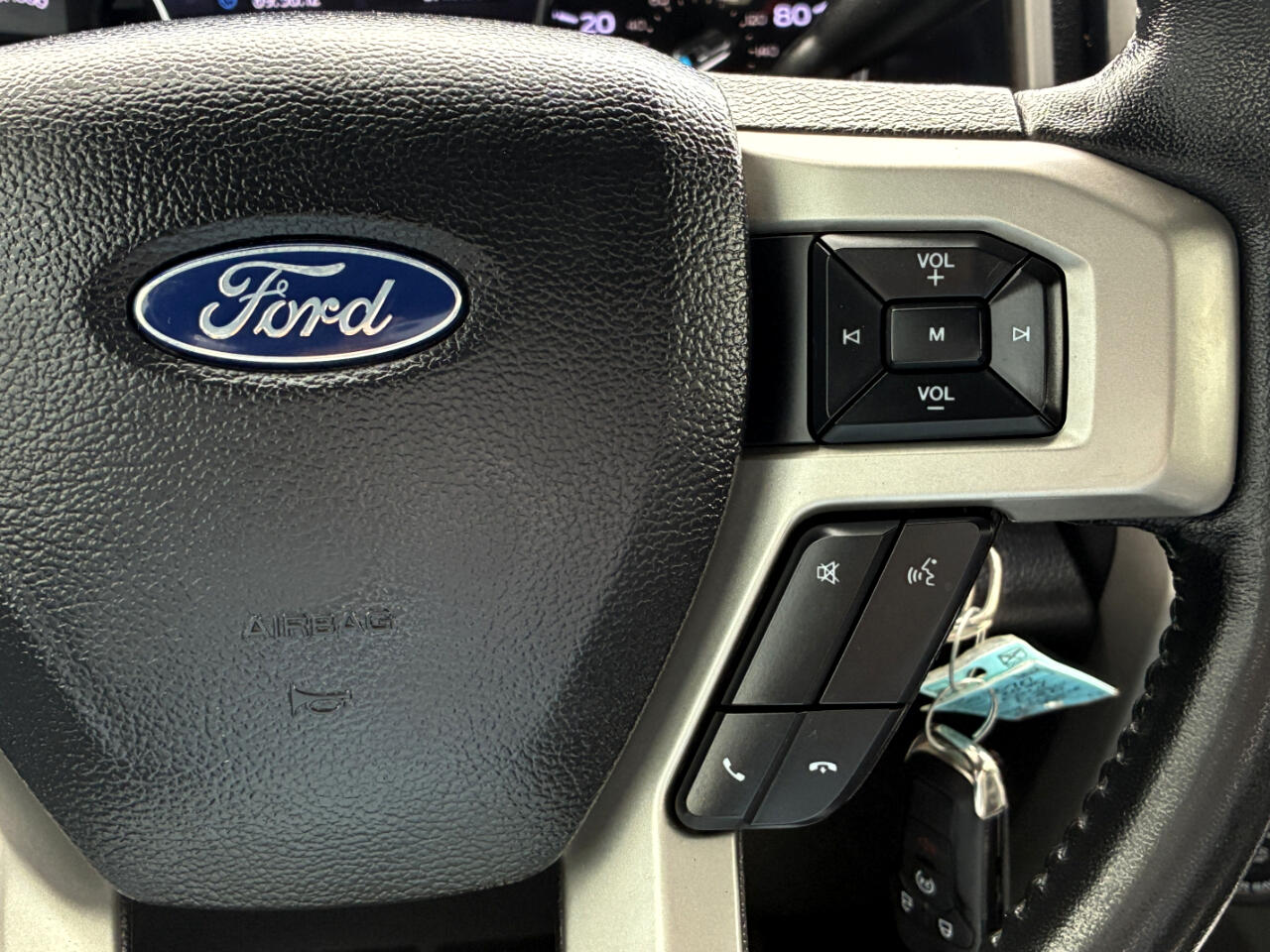 2020 Ford F-350 Lariat photo 20
