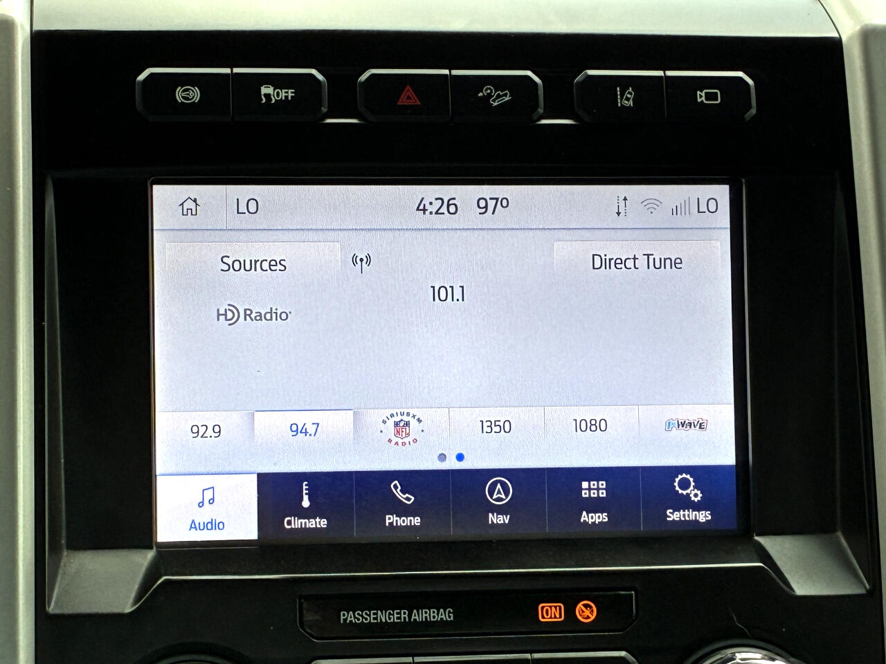 2020 Ford F-350 Lariat photo 32